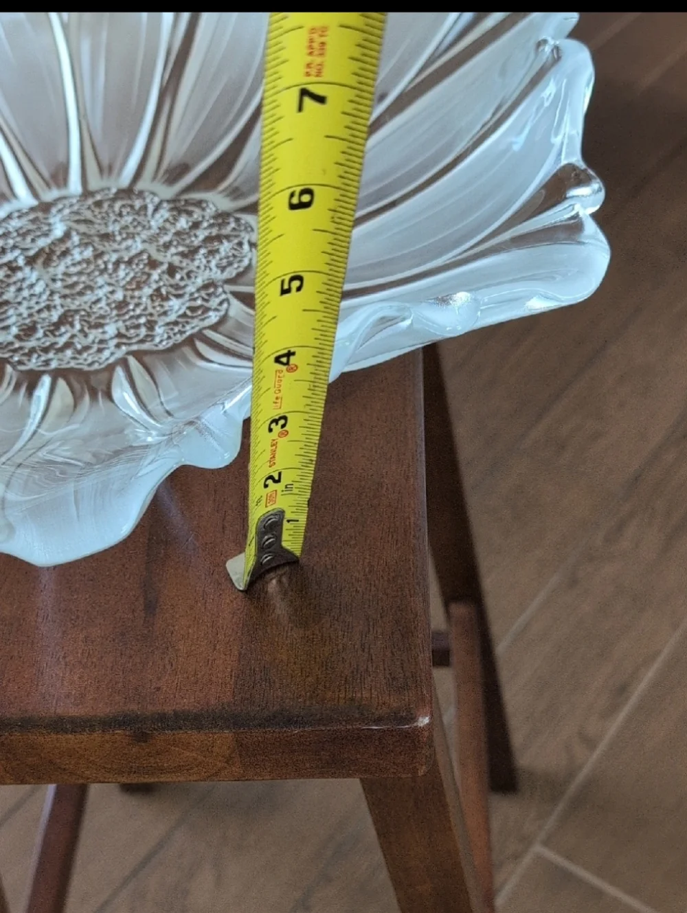 Mikasa 17" Sunflower Glass Bowl - Picture 9 of 9